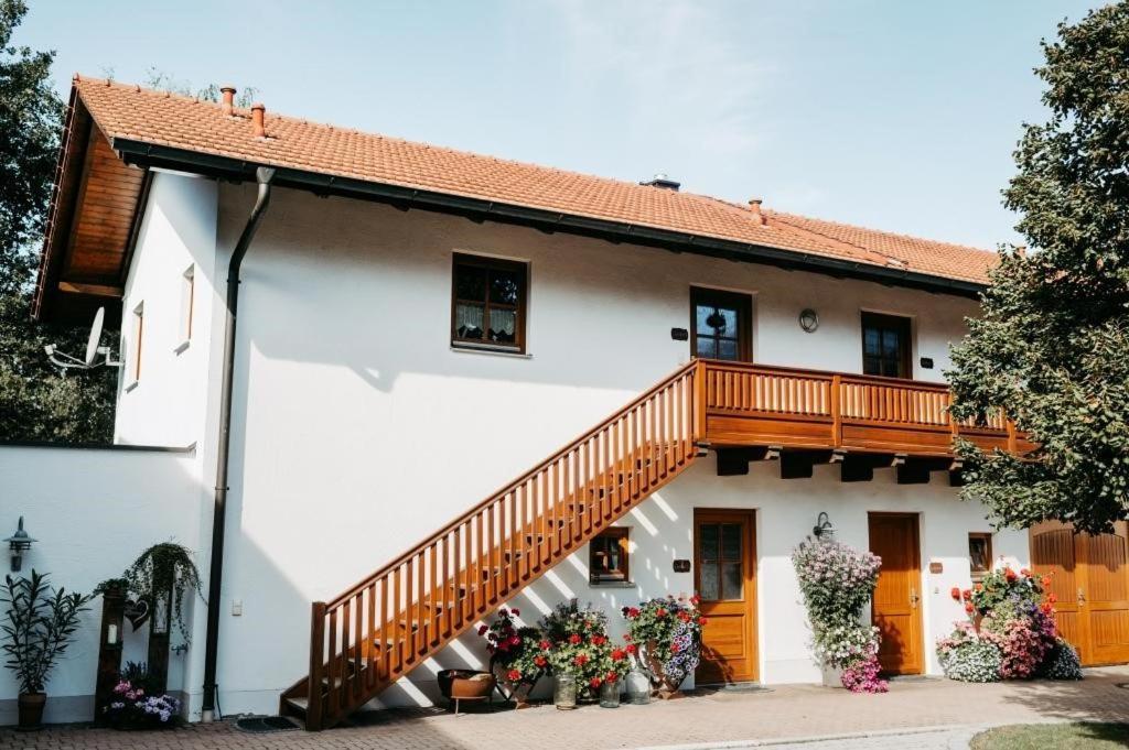 Ferienwohnung Stuiber Haarbach Экстерьер фото